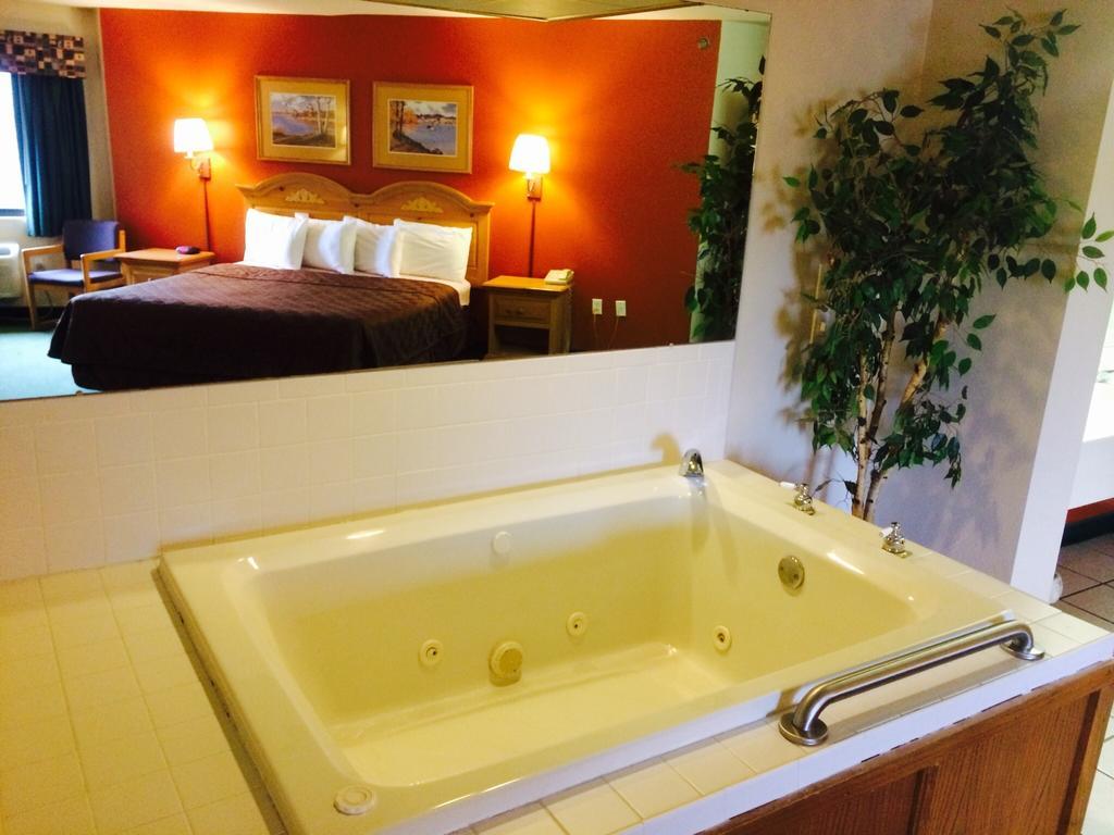 Regency Inn And Suites Stilwell Bilik gambar